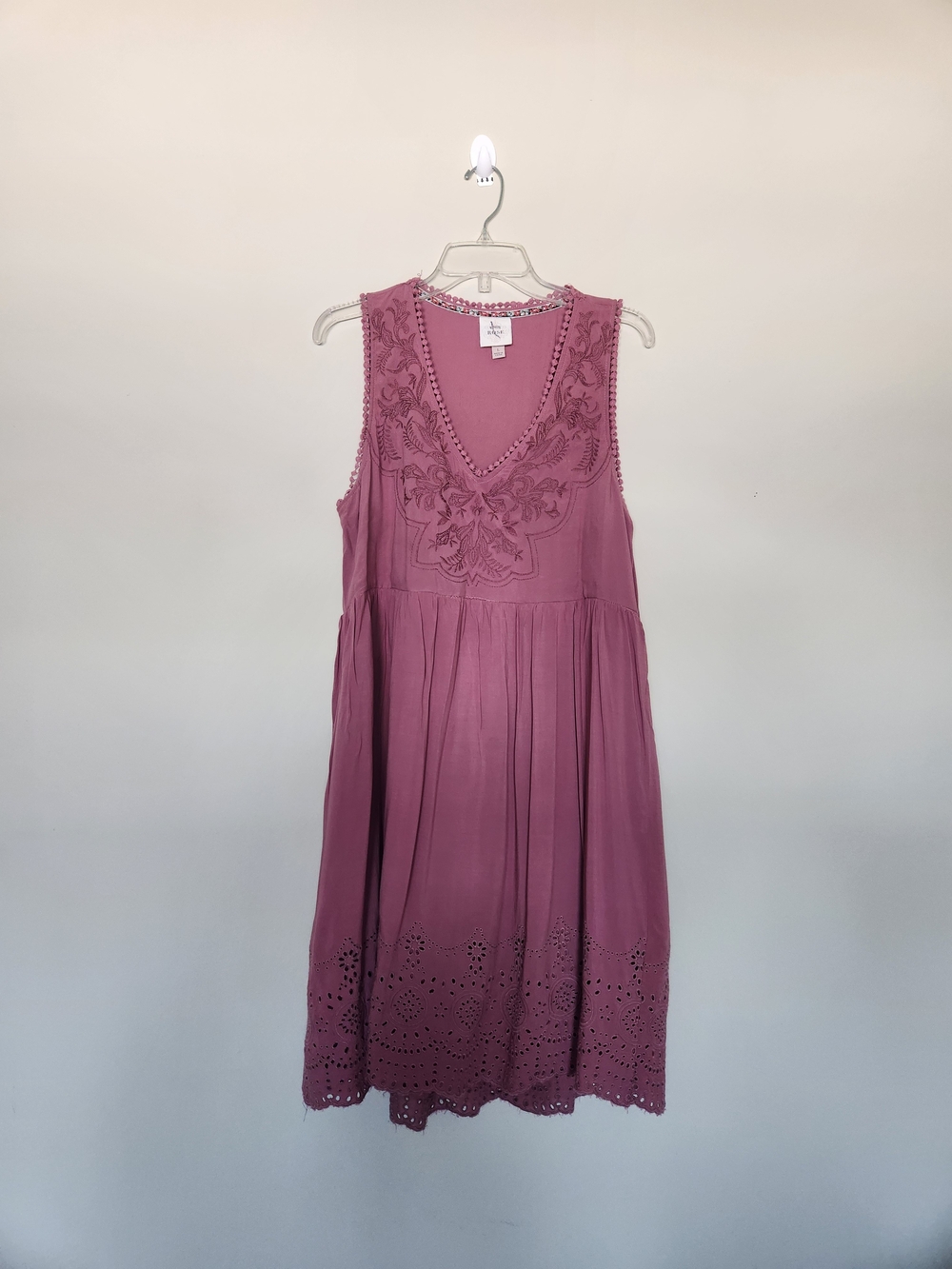 Sleeveless Embroidered V-Neck Women’s Dress - Mauve